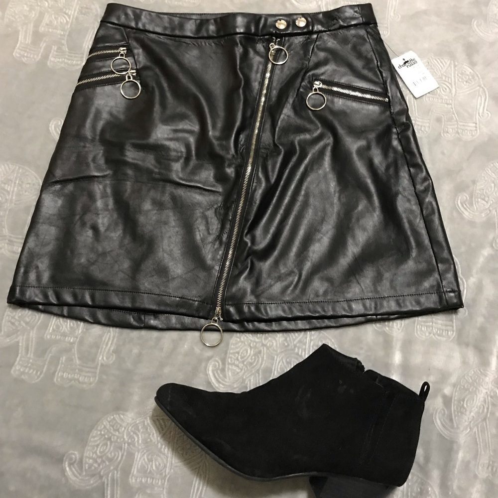 Leather skirt